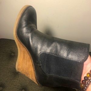 Lucky Brand Fedora Wedge Ankle Boots